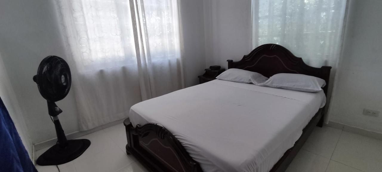 Casa Familiar Y De Descanso Villa Lorenza - Apulo Cund. Εξωτερικό φωτογραφία